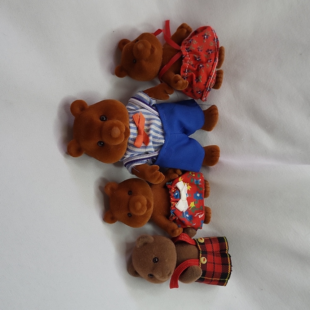 Bears Calico Critters Sylvanian Forest Family Flocked Figures Vintage 1980s